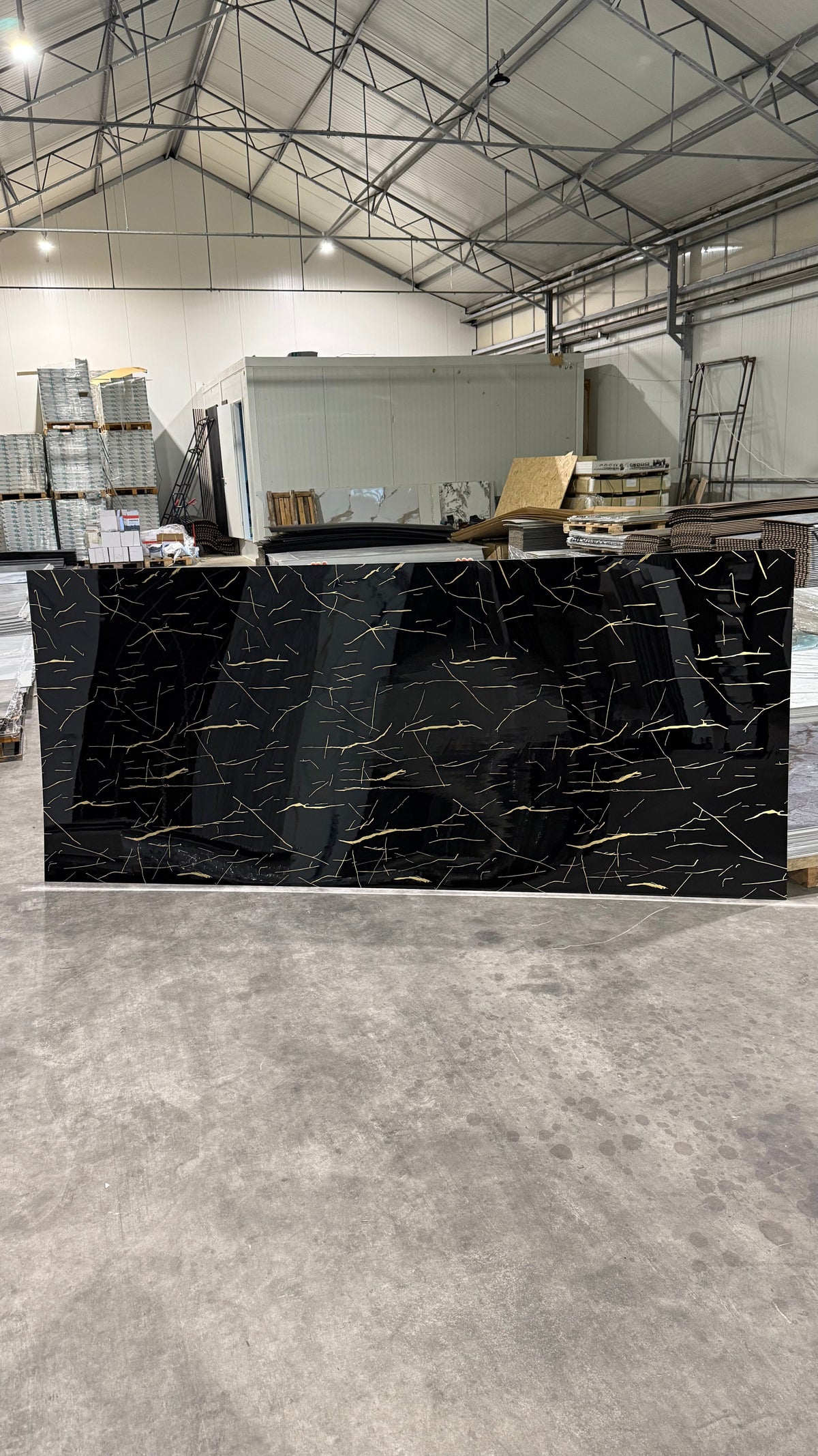 €33 PVC Wall Panel Marble Look 122x280x0.3 cm Weaving Dreams Black-Gold