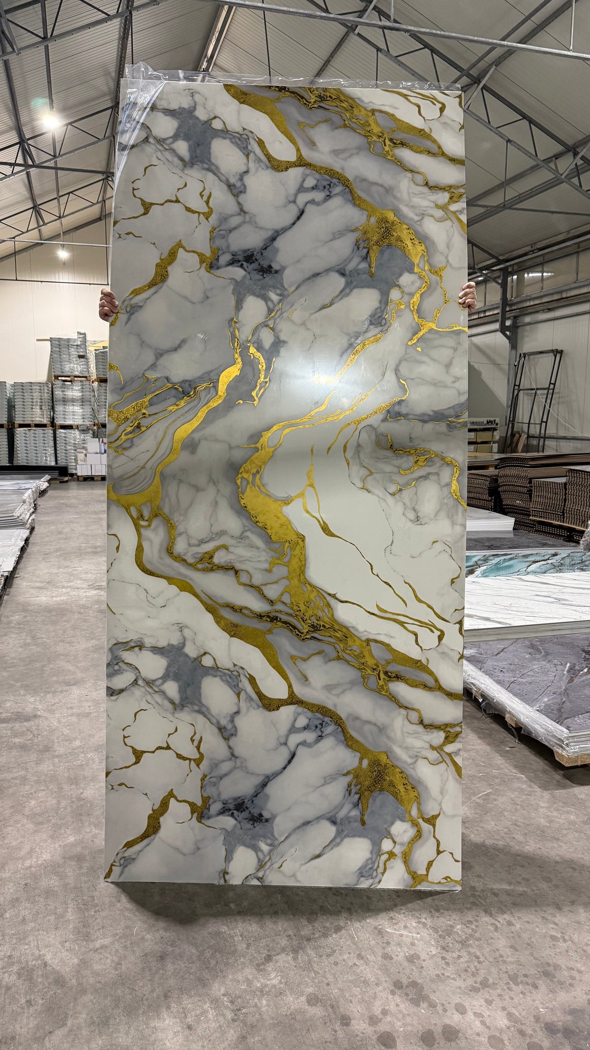 39€ PVC Wandpaneel Marmerlook 122x280x0,3- Kata Jinyan