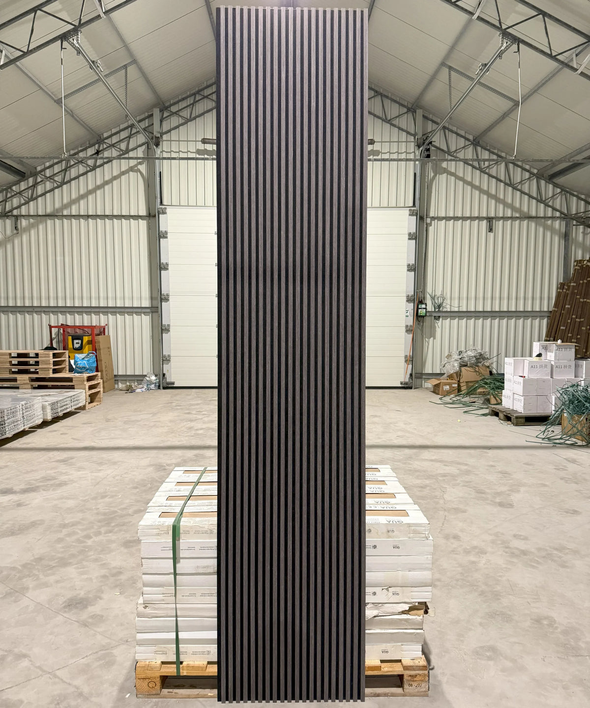 Akoestische wandpaneel | 60×270 cm | w.oak | 17 mm latten