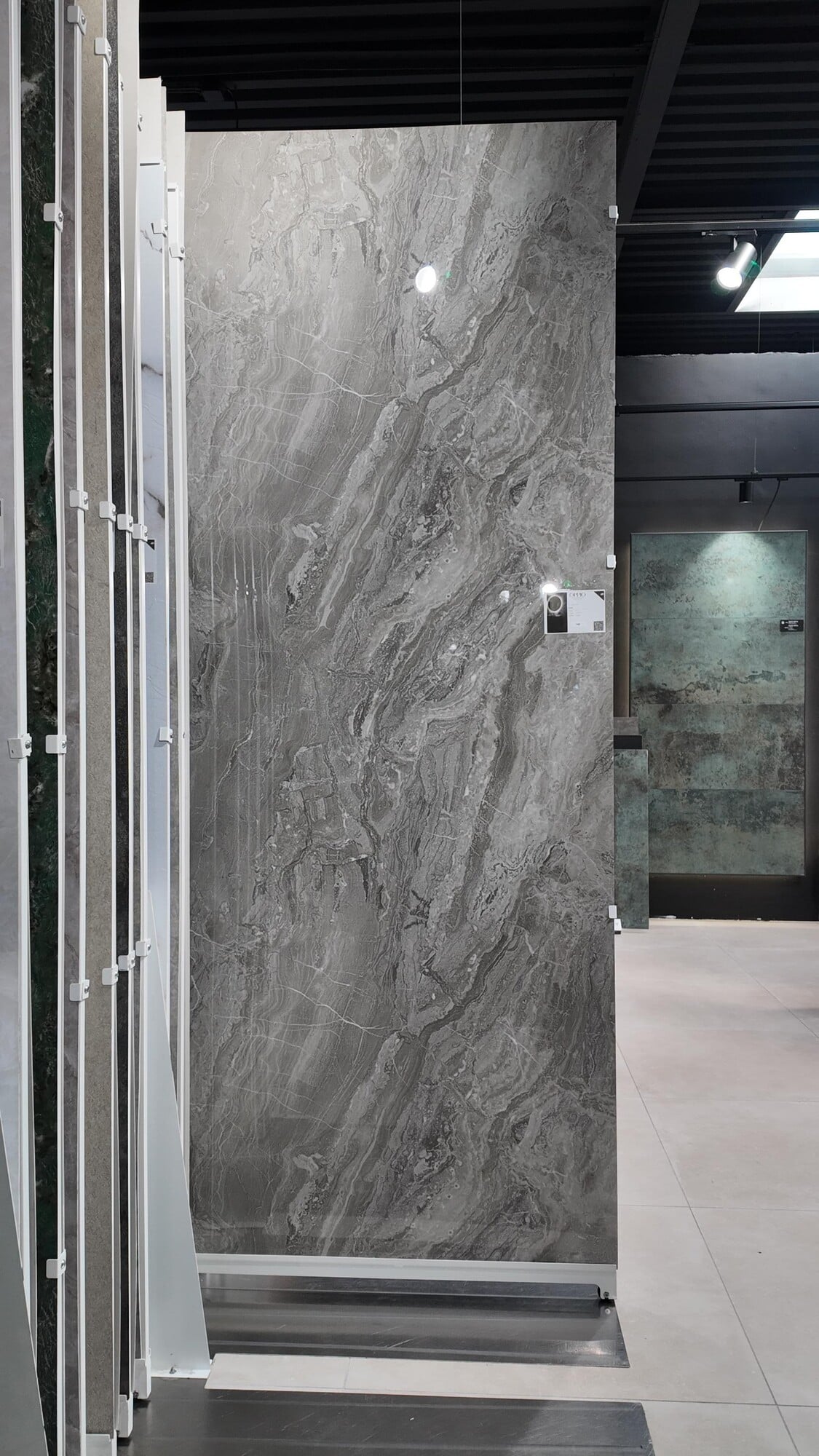 PVC Wandpaneel Essenza Hoogglans - 120x280x0,3 cm