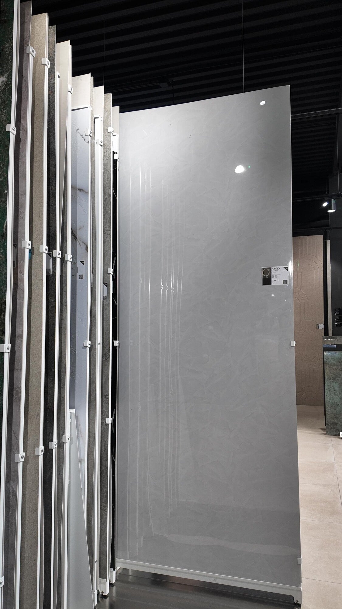 PVC Wall Panel PONERA Light Grey High Gloss - 120x280x0.3 cm