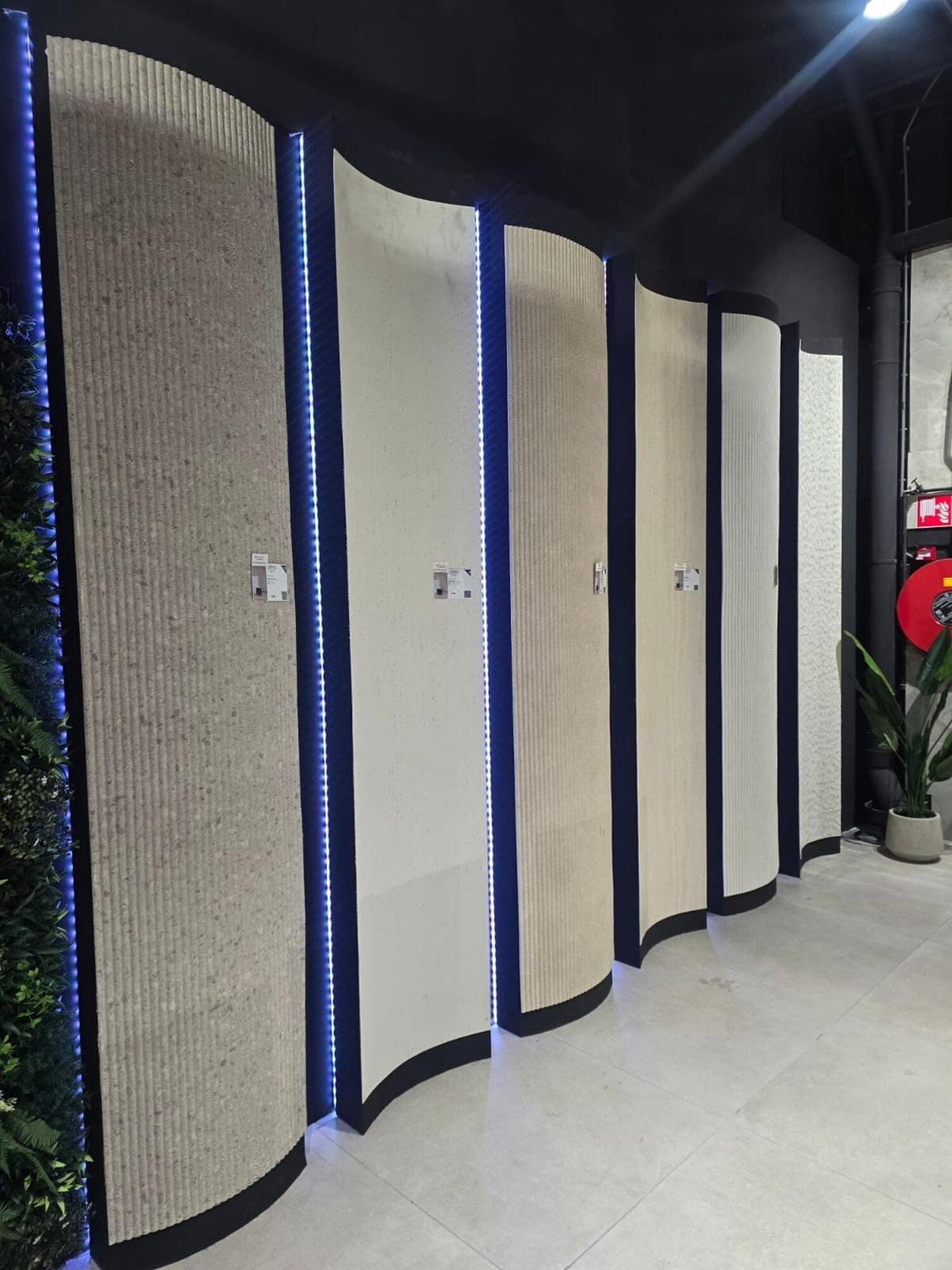 MUOZO - Italy Travertin 280x60 Flexibele Wandpanelen