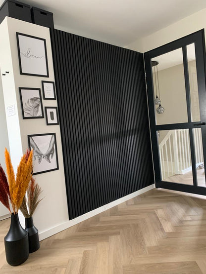 33€ Akoestische wandpaneel zwart (Latten wanden) | 60x270x18 cm | black oak | 27 mm latten